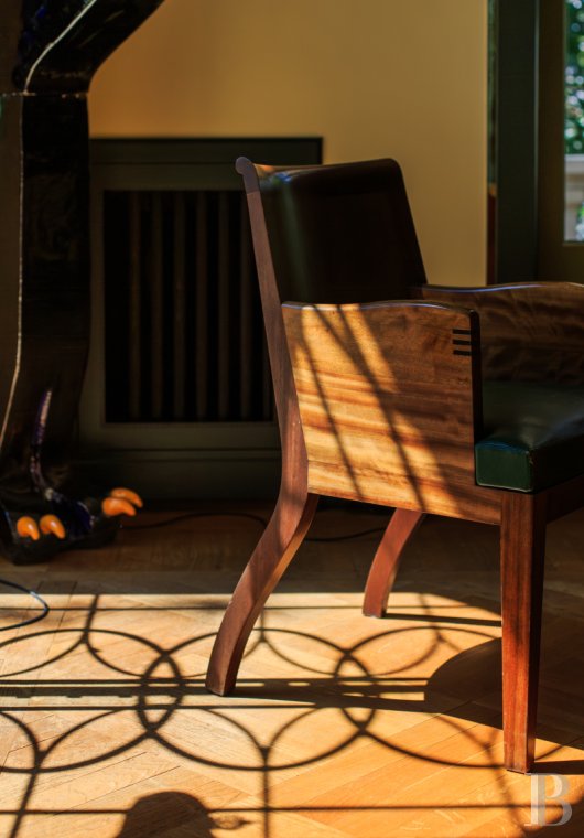 En Saône-et-Loire, à Mâcon, une villa et son jardin entièrement de style Art déco - photo  n°23